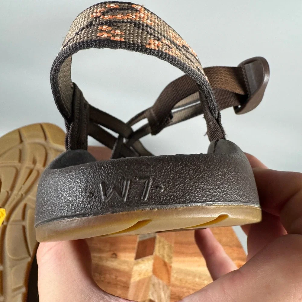 Chaco Z Cloud 2 Women 7 Brown Orange Strappy Toe Loop Hiking Sandals Vibram Sole